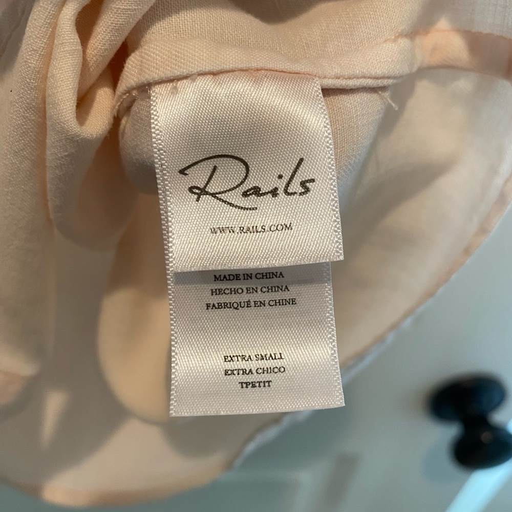 NWOT Rails Alena Split-Neck Top - Picture 6 of 11